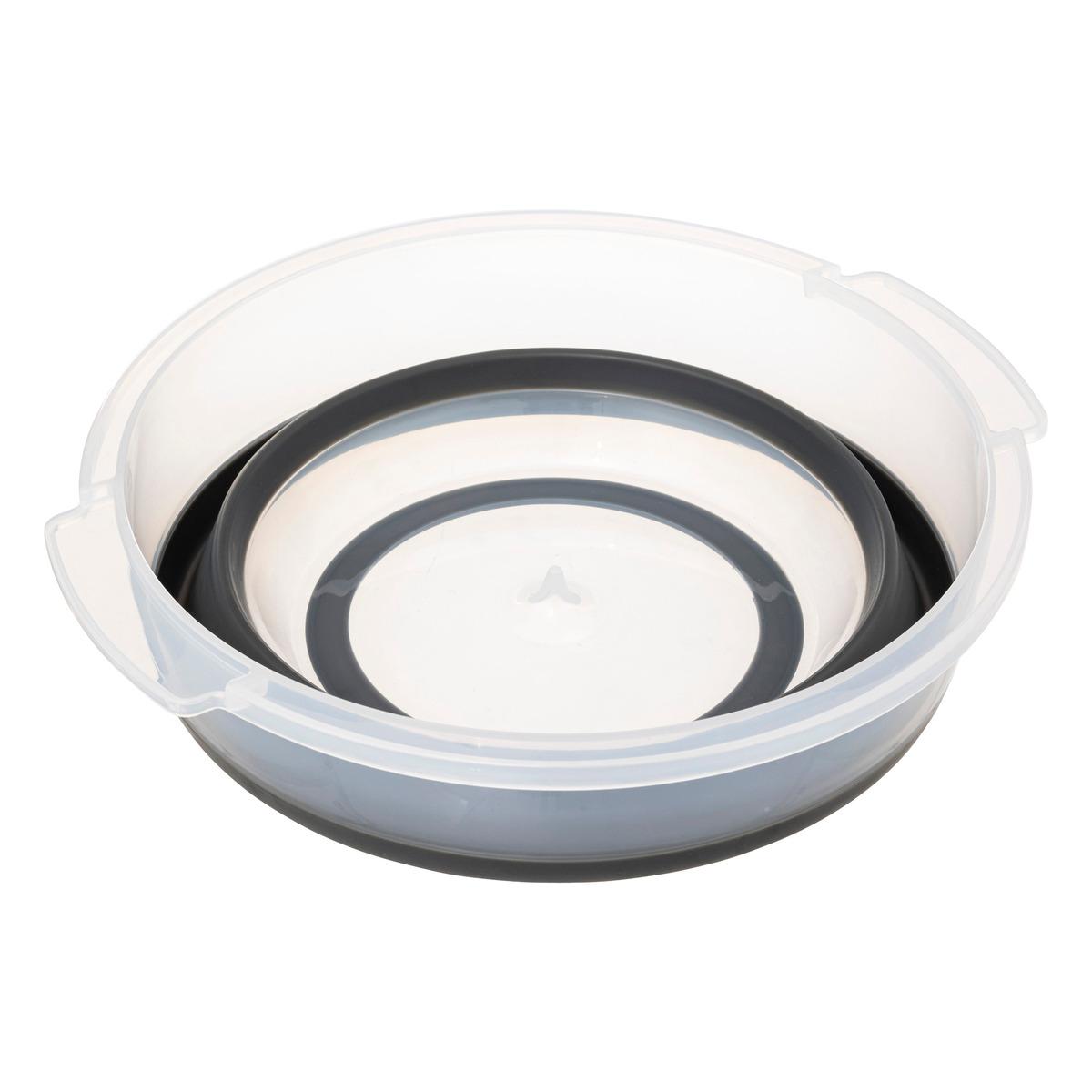 Retractable mechanical wringer